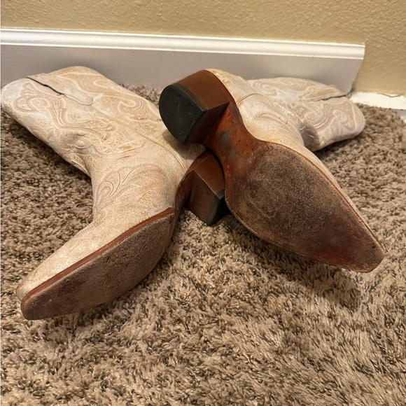 Dan Post Ivory Heeled Boots - Picture 3 of 6